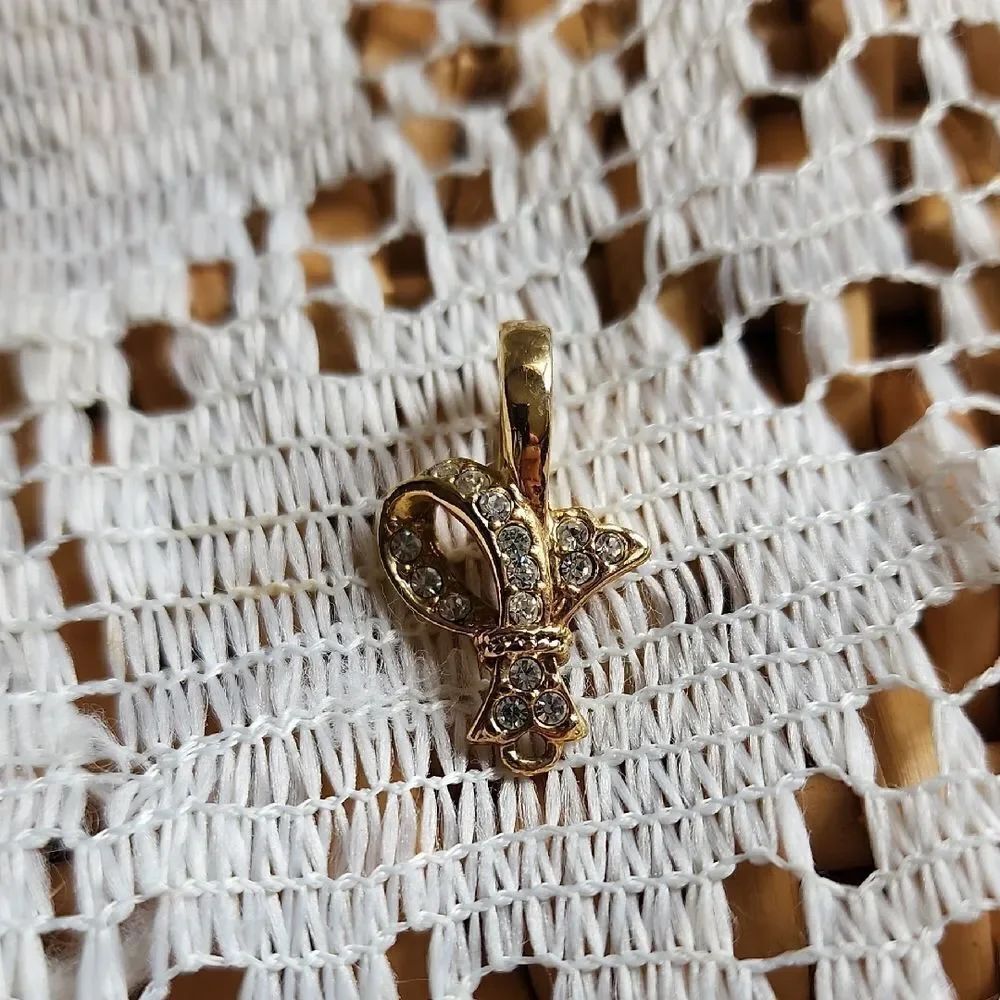 Vintage Rhinestone Roman Gold Tone Pendant